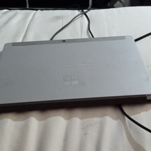 Microsoft surface pro 64 gb - Picture 1 of 4